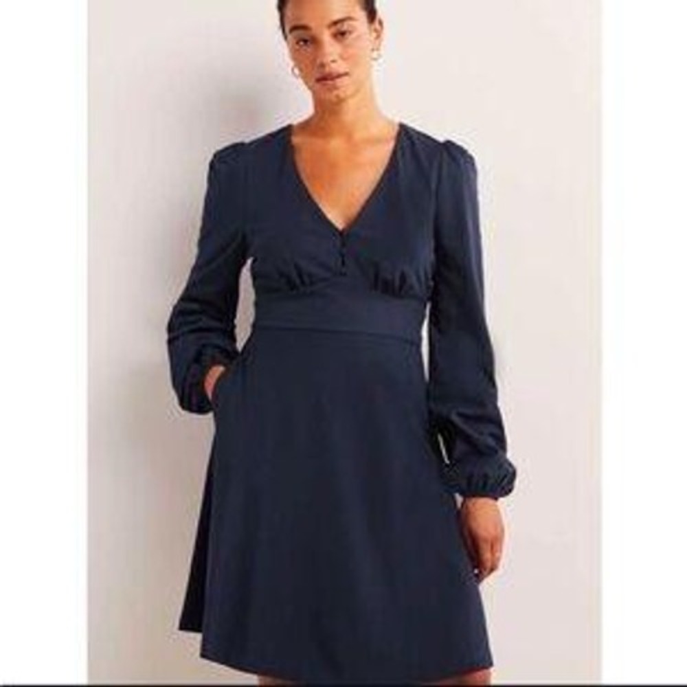 Boden Navy Blue V‑Neck Long Sleeve Mini Dress